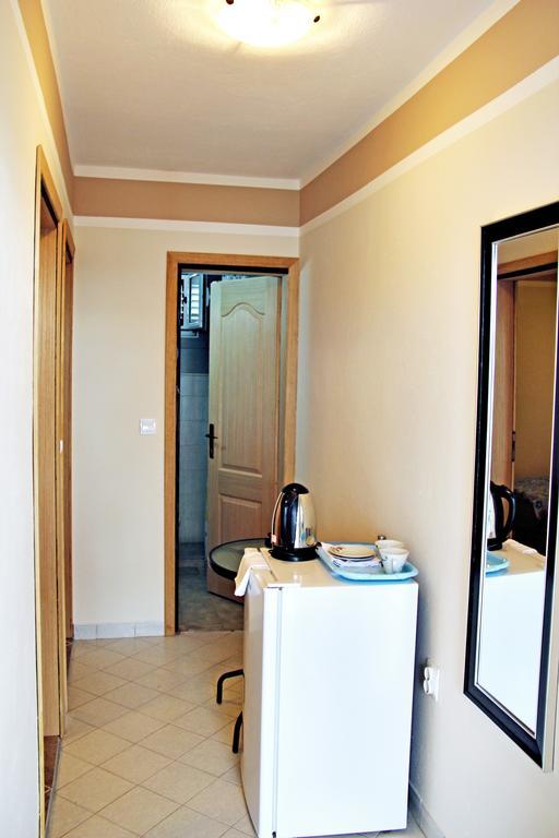 Apartments In Villa Viktoria سوتوموري المظهر الخارجي الصورة