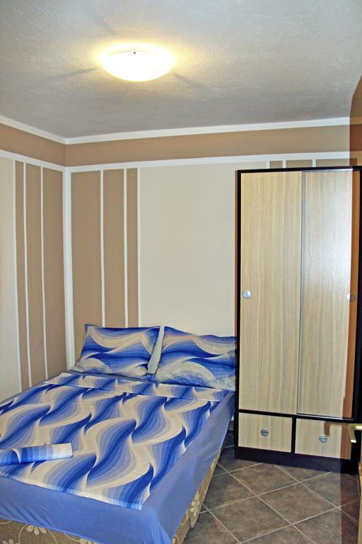 Apartments In Villa Viktoria سوتوموري المظهر الخارجي الصورة