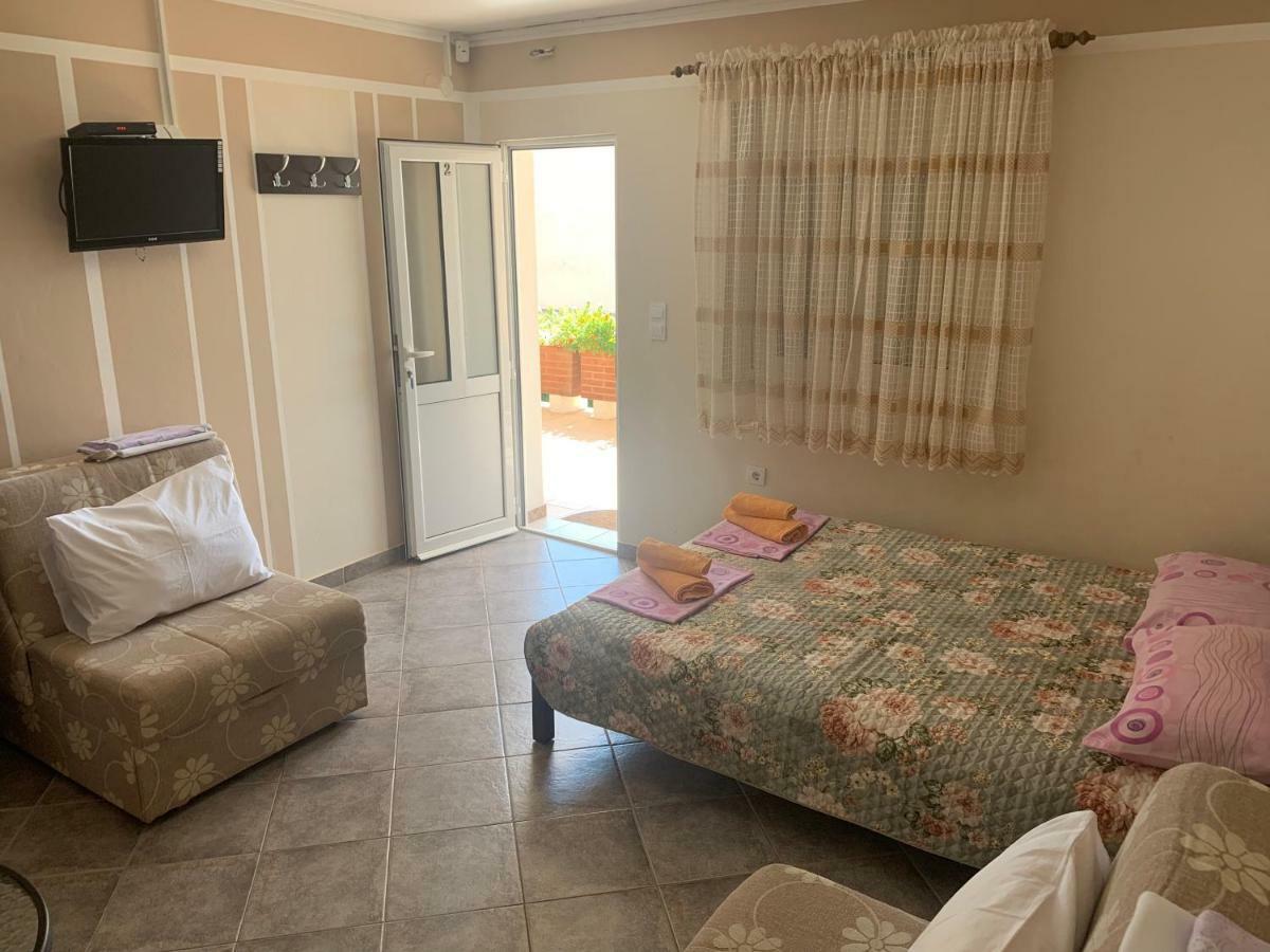 Apartments In Villa Viktoria سوتوموري المظهر الخارجي الصورة